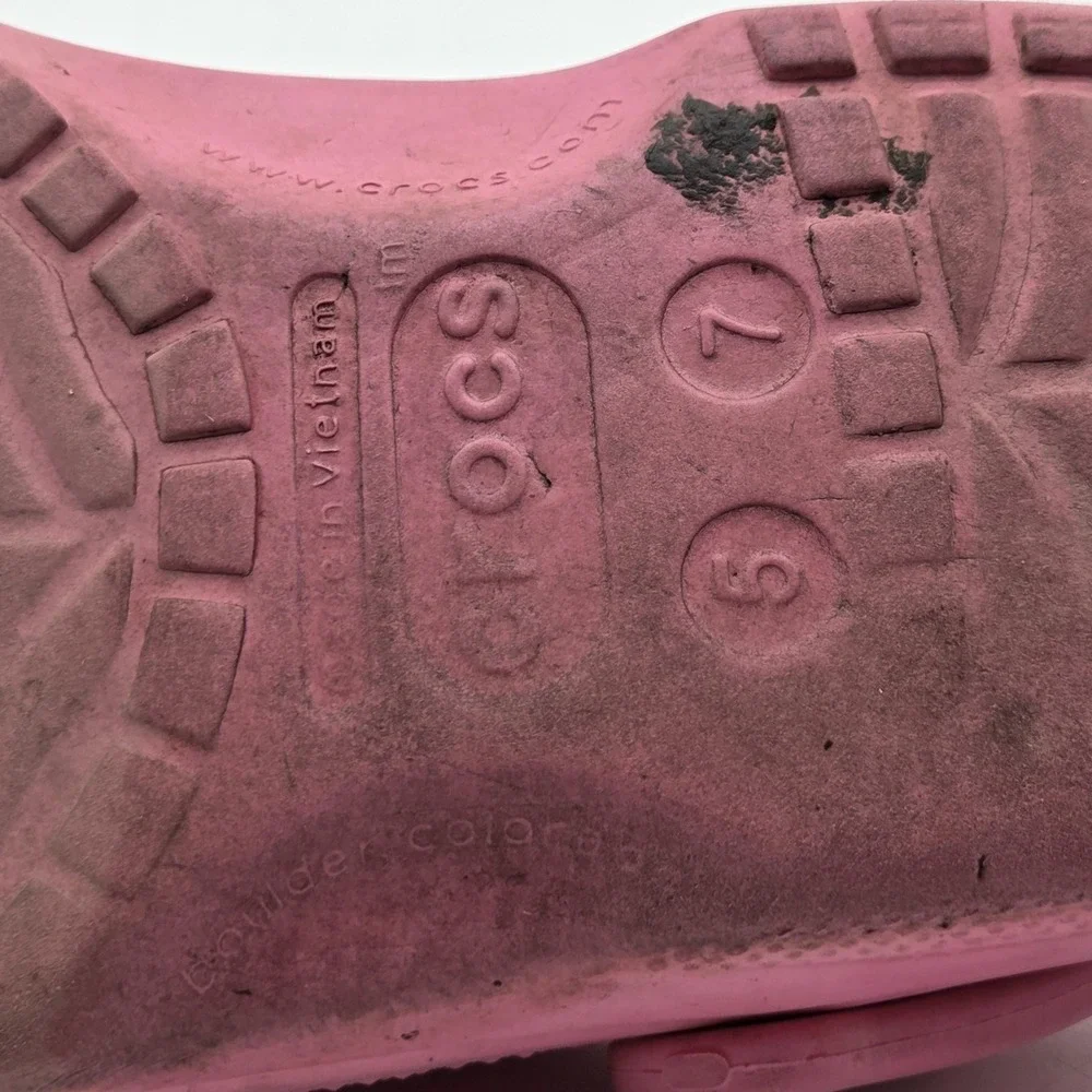 Crocs Shoes Kids Size 7 Pink Classic Clog Slip On Sandals Casual Rubber